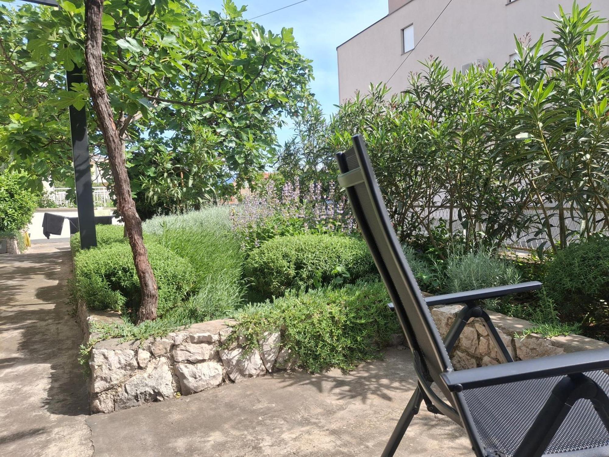 Apartman Vitamare 160 M From The Beach โนวีวีโนดอลสกี ภายนอก รูปภาพ
